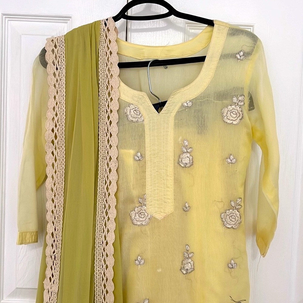 Light yellow dress